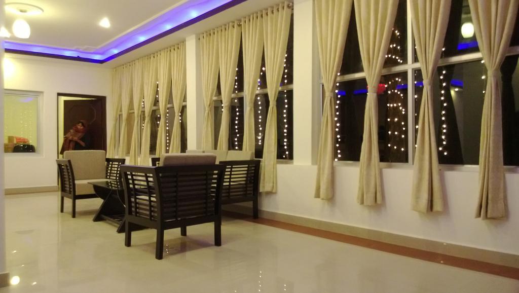 Hotel Hill Palace Kausani Εξωτερικό φωτογραφία